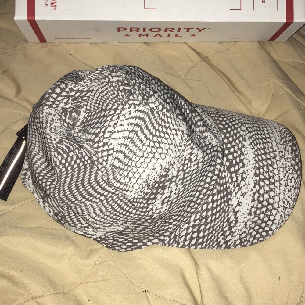 LuLu lemon hat